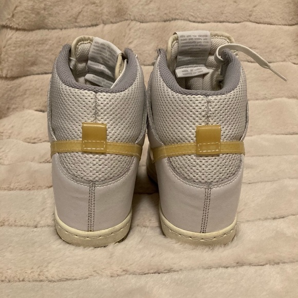 Nike Sky Hi Dunk Wedge in Ivory - Picture 3 of 7